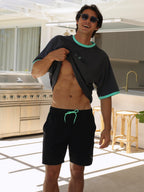 KISS & TELL MEN'S SHORT